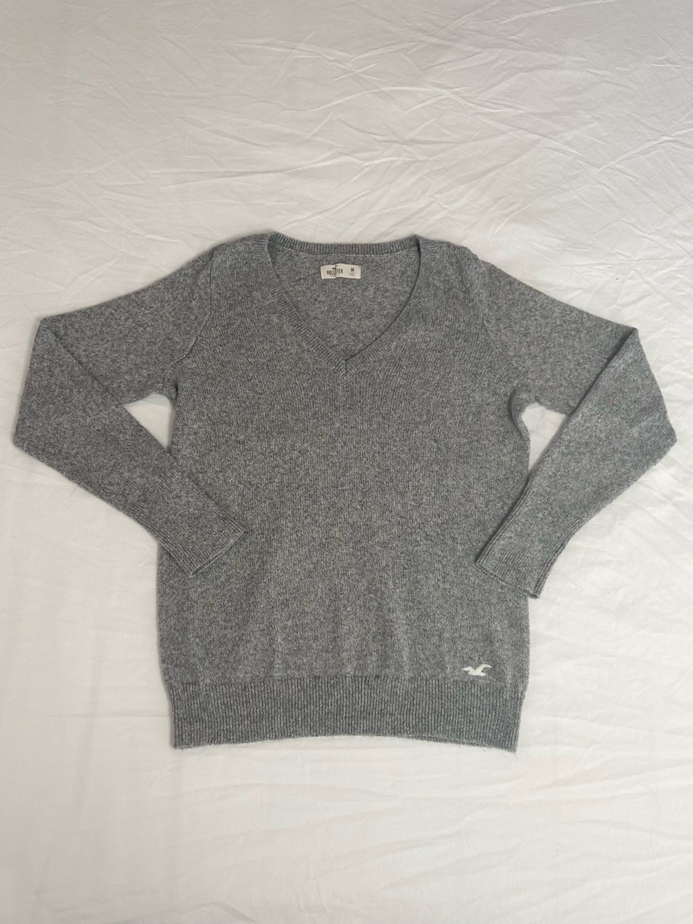Hollister Light Gray V-Neck Knit Sweater